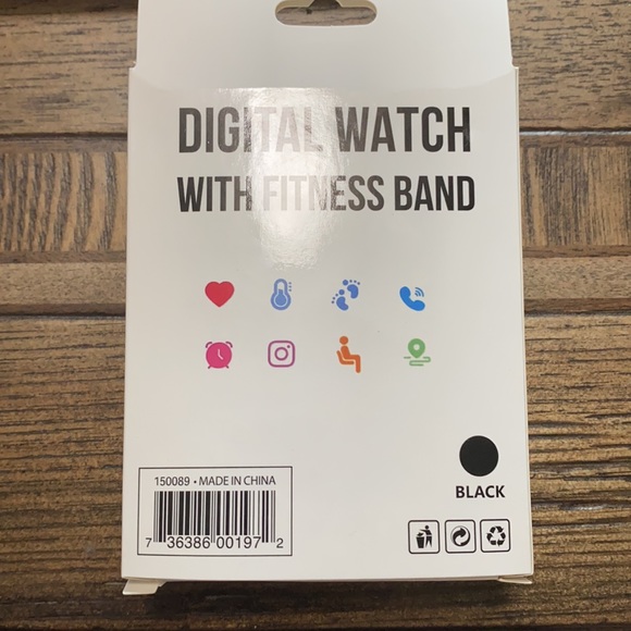 Digital Watch with Fitness Band - Picture 2 of 3